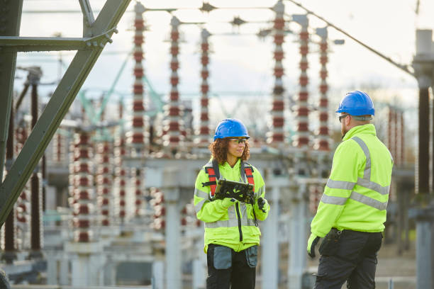 Best Affordable Emergency Electrician  in Cove Creek, NC
